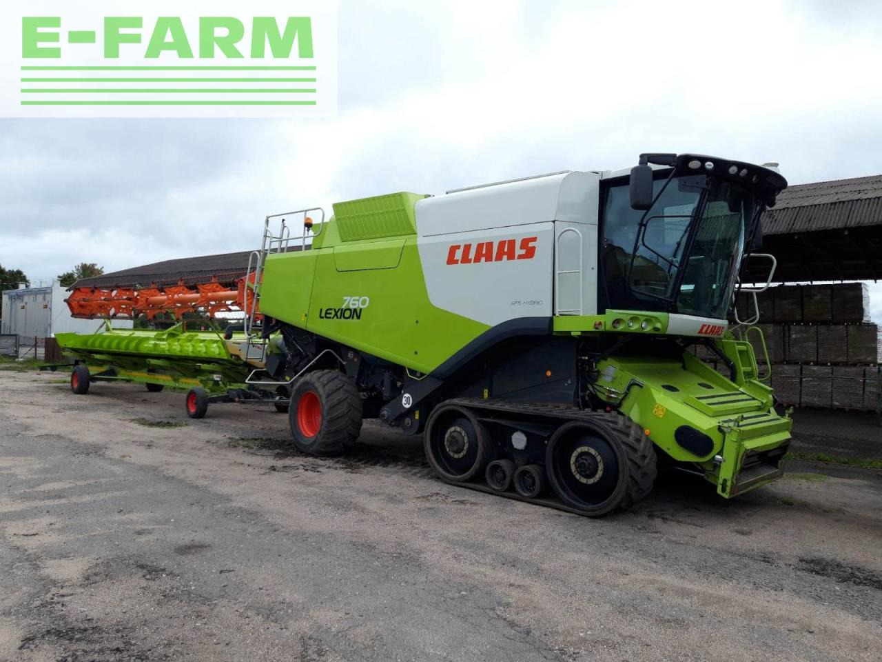 CLAAS LEXION 760 TERRA TRAC - Sklízecí mlátička: obrázek 4 CLAAS LEXION 760 TERRA TRAC - Sklízecí mlátička: obrázek 4