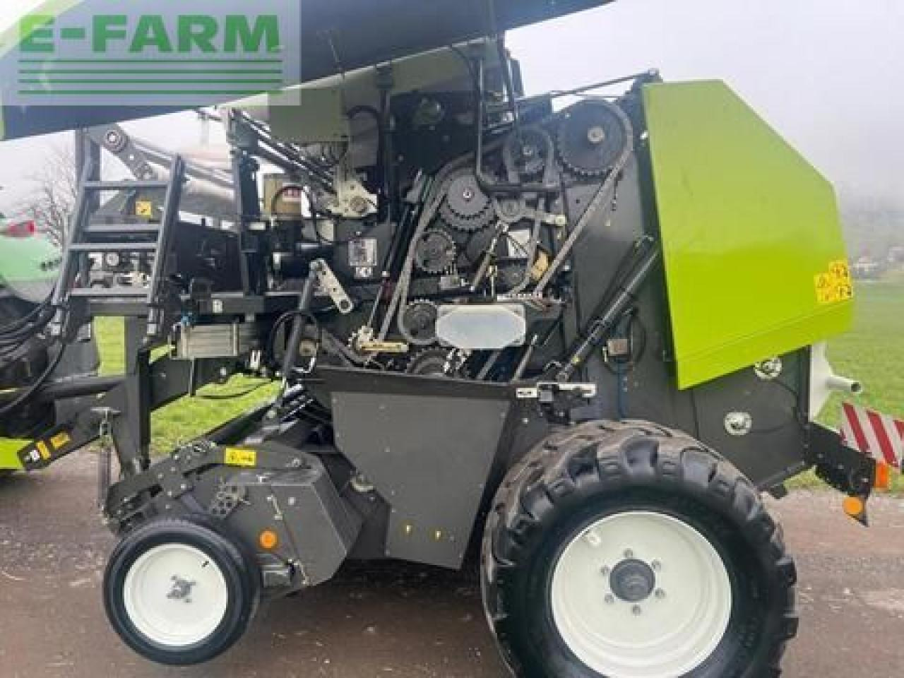CLAAS - Lis na hranaté balíky: obrázek 2 CLAAS - Lis na hranaté balíky: obrázek 2