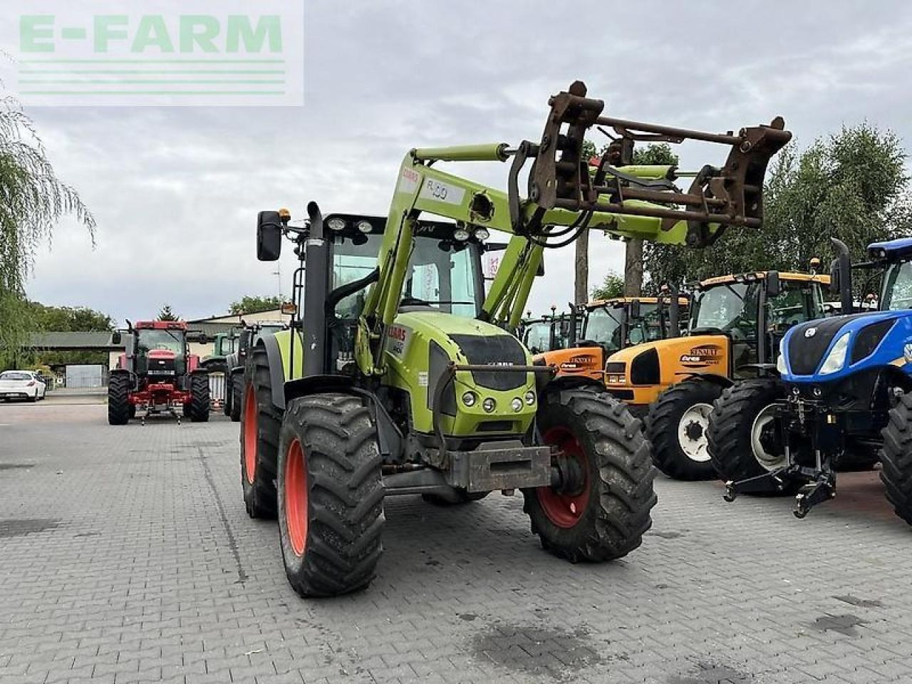 CLAAS arion 420 cis + claas fl100 - Traktor: obrázek 3 CLAAS arion 420 cis + claas fl100 - Traktor: obrázek 3