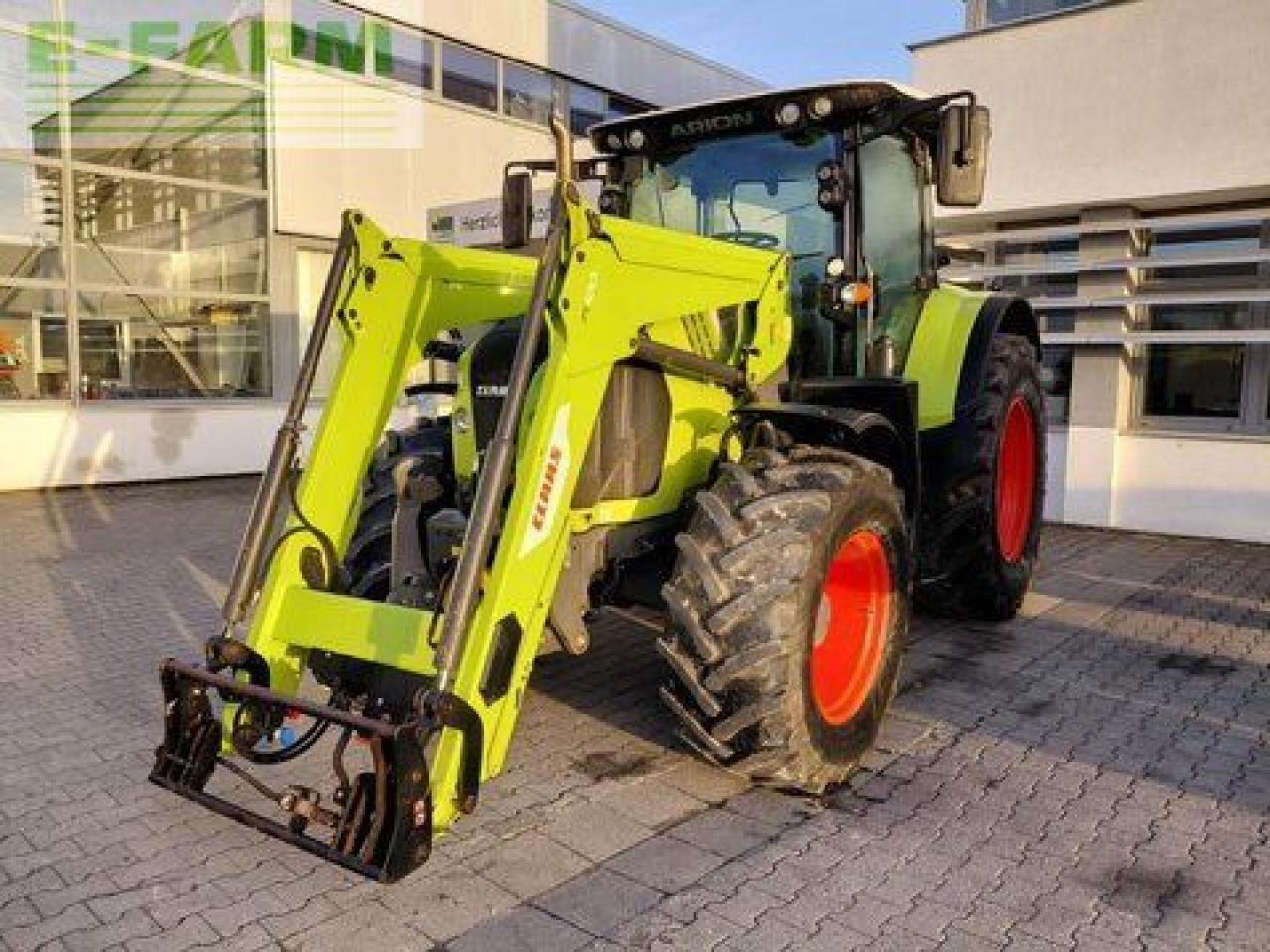 CLAAS arion 530 - Traktor: obrázek 1 CLAAS arion 530 - Traktor: obrázek 1