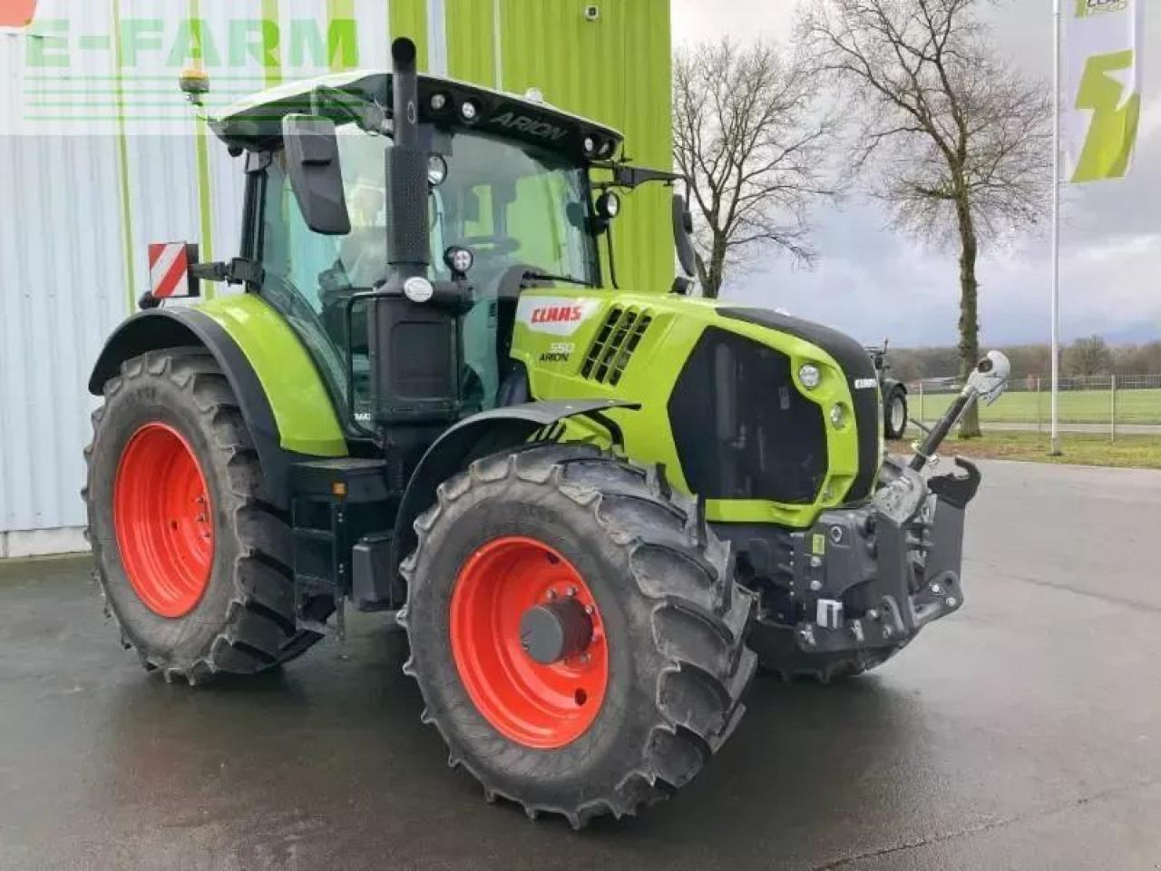 CLAAS arion 550 cmatic cebis CMATIC CEBIS - Traktor: obrázek 3 CLAAS arion 550 cmatic cebis CMATIC CEBIS - Traktor: obrázek 3