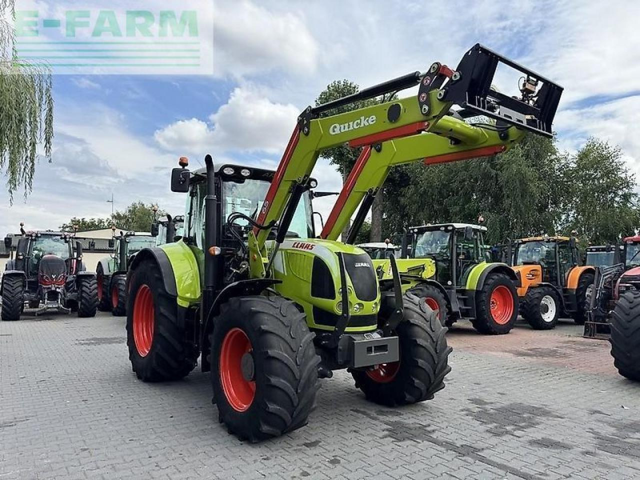 CLAAS arion 640 cis + quicke q65 CIS - Traktor: obrázek 3 CLAAS arion 640 cis + quicke q65 CIS - Traktor: obrázek 3