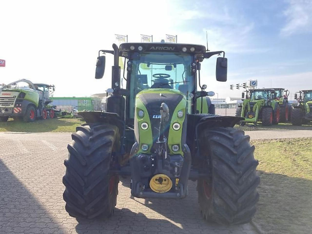 CLAAS arion 650 st4 cmatic - Traktor: obrázek 2 CLAAS arion 650 st4 cmatic - Traktor: obrázek 2