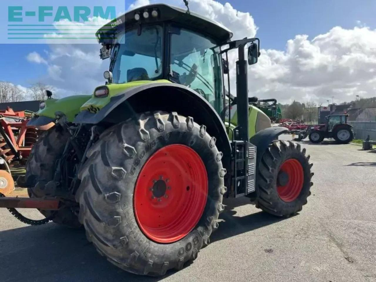 CLAAS axion 800 - Traktor: obrázek 3 CLAAS axion 800 - Traktor: obrázek 3