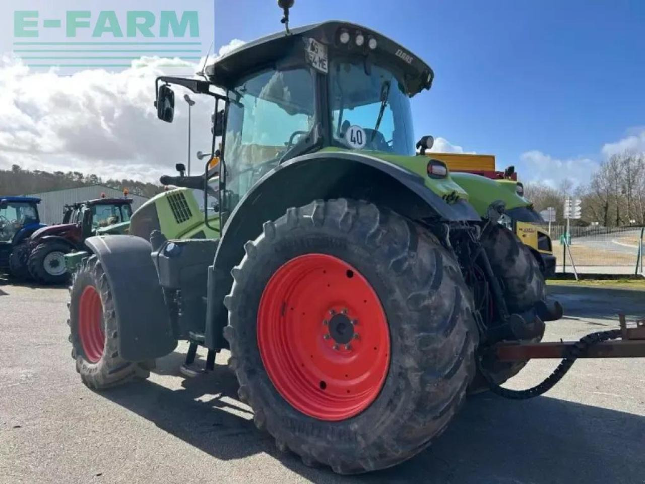 CLAAS axion 800 - Traktor: obrázek 4 CLAAS axion 800 - Traktor: obrázek 4