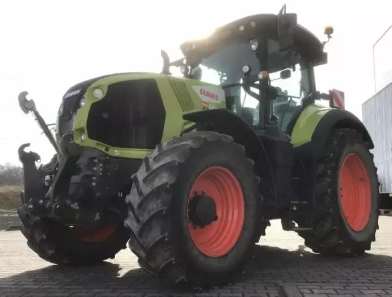 CLAAS axion 810 - Traktor: obrázek 2 CLAAS axion 810 - Traktor: obrázek 2