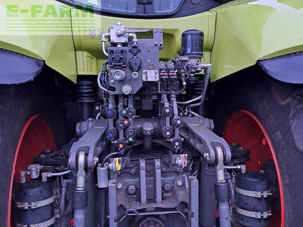 CLAAS axion 810 c-matic CMATIC - Traktor: obrázek 3 CLAAS axion 810 c-matic CMATIC - Traktor: obrázek 3