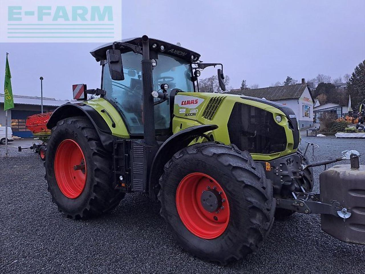 CLAAS axion 810 c-matic CMATIC - Traktor: obrázek 1 CLAAS axion 810 c-matic CMATIC - Traktor: obrázek 1