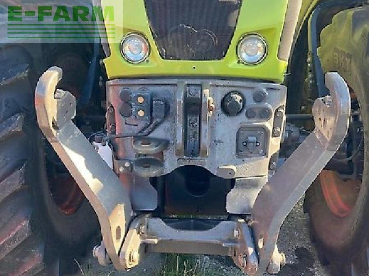 CLAAS axion 830 - Traktor: obrázek 2 CLAAS axion 830 - Traktor: obrázek 2