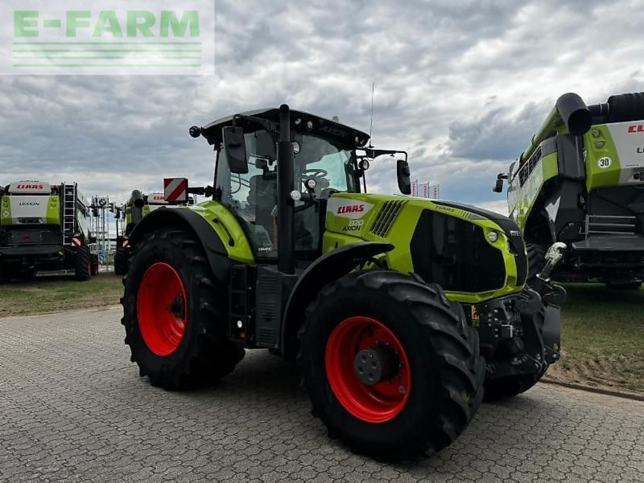 Traktor CLAAS axion 870: obrázek 8