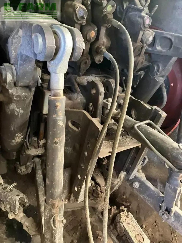 CLAAS axion 870 cmatic - Traktor: obrázek 5 CLAAS axion 870 cmatic - Traktor: obrázek 5