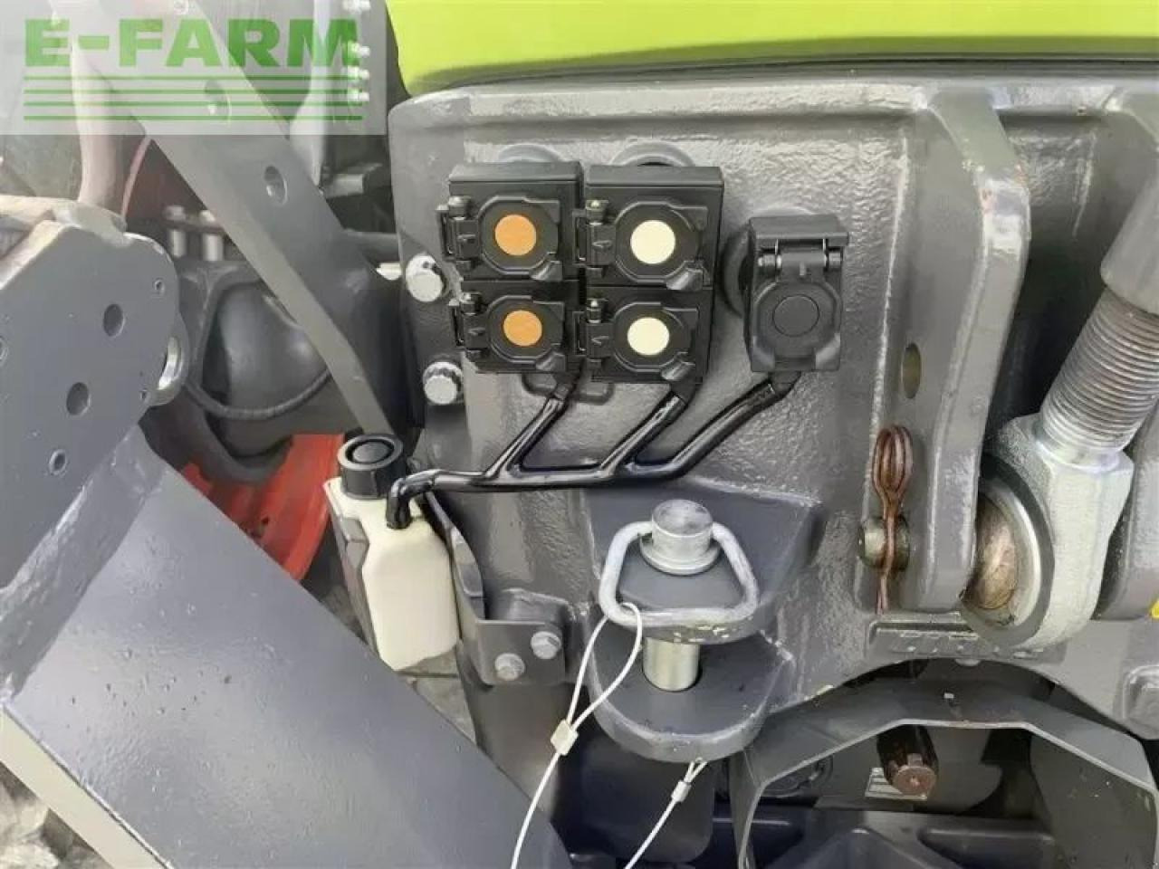 Traktor CLAAS axion 870 cmatic cebis CMATIC CEBIS: obrázek 17 Traktor CLAAS axion 870 cmatic cebis CMATIC CEBIS: obrázek 17