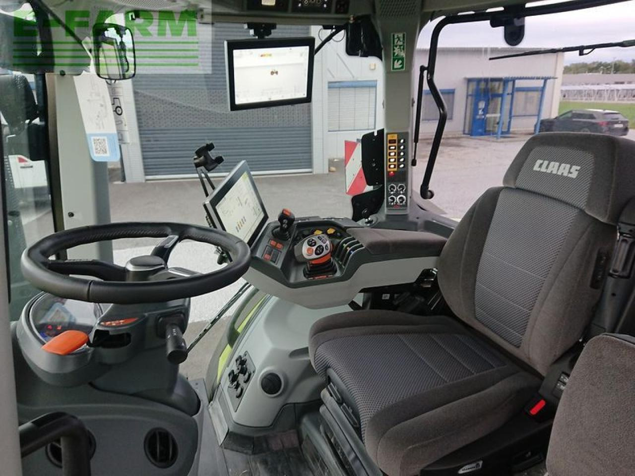CLAAS axion 870 cmatic cebis CMATIC CEBIS - Traktor: obrázek 5 CLAAS axion 870 cmatic cebis CMATIC CEBIS - Traktor: obrázek 5