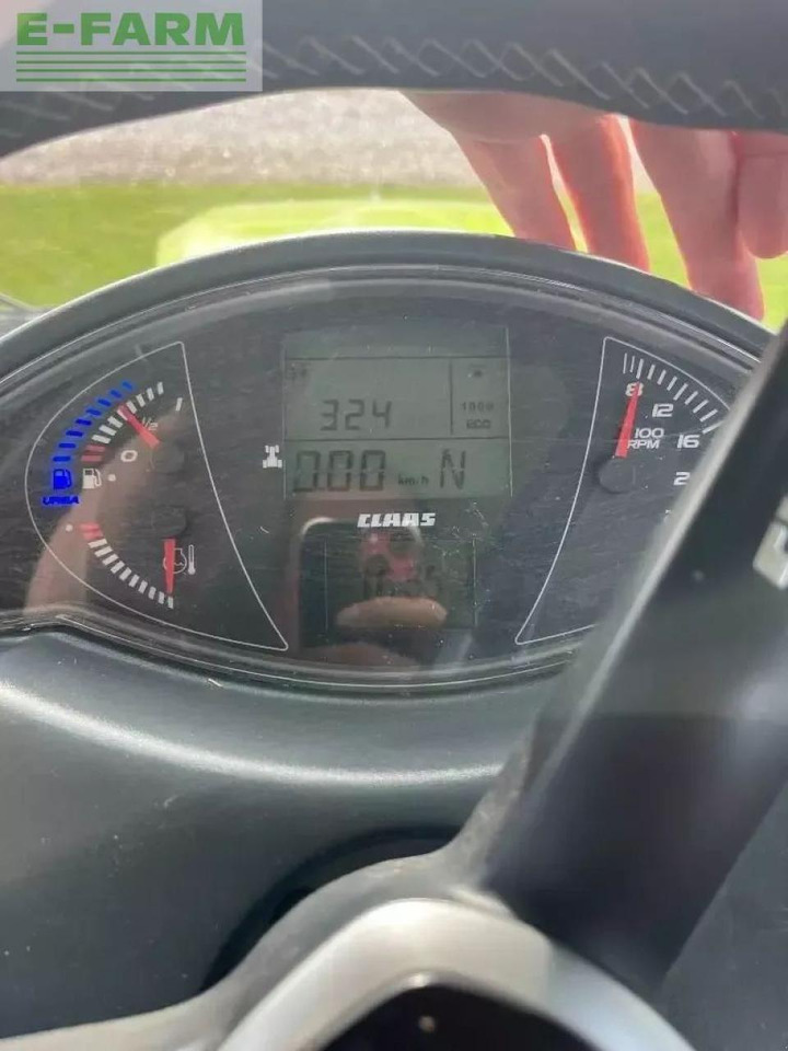 CLAAS axion 930 - Traktor: obrázek 3 CLAAS axion 930 - Traktor: obrázek 3