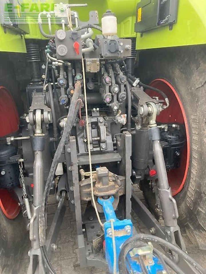 CLAAS axion 950 - Traktor: obrázek 3 CLAAS axion 950 - Traktor: obrázek 3