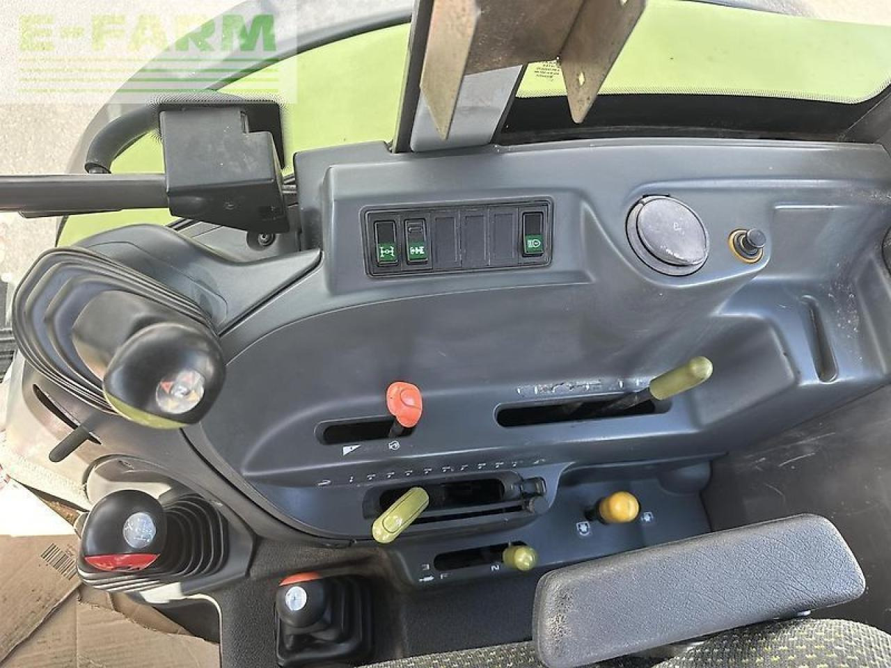 CLAAS celtis 456 rx comfort stoll fz 30 - Traktor: obrázek 5 CLAAS celtis 456 rx comfort stoll fz 30 - Traktor: obrázek 5