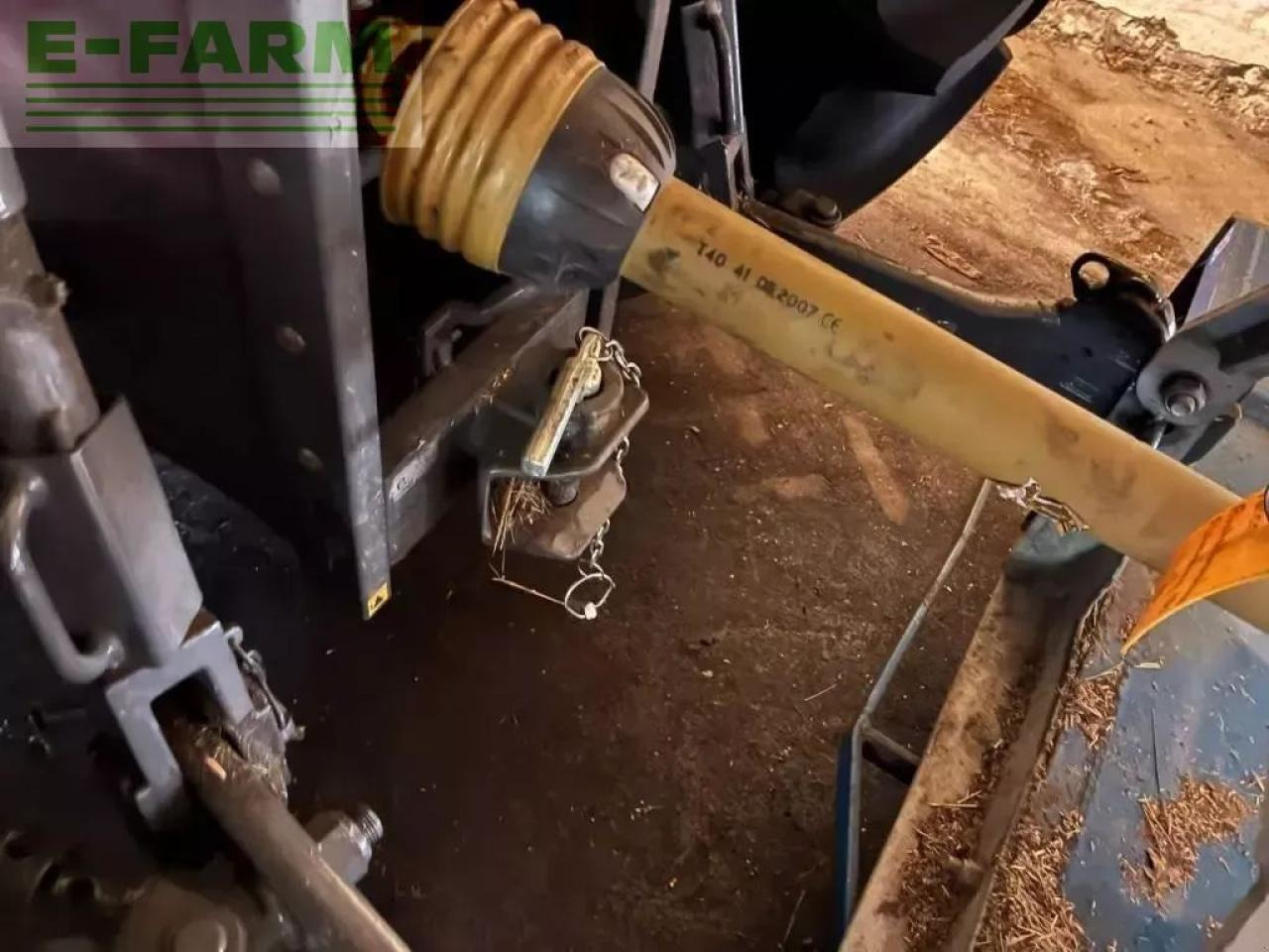 CLAAS elios 210 - Traktor: obrázek 5 CLAAS elios 210 - Traktor: obrázek 5