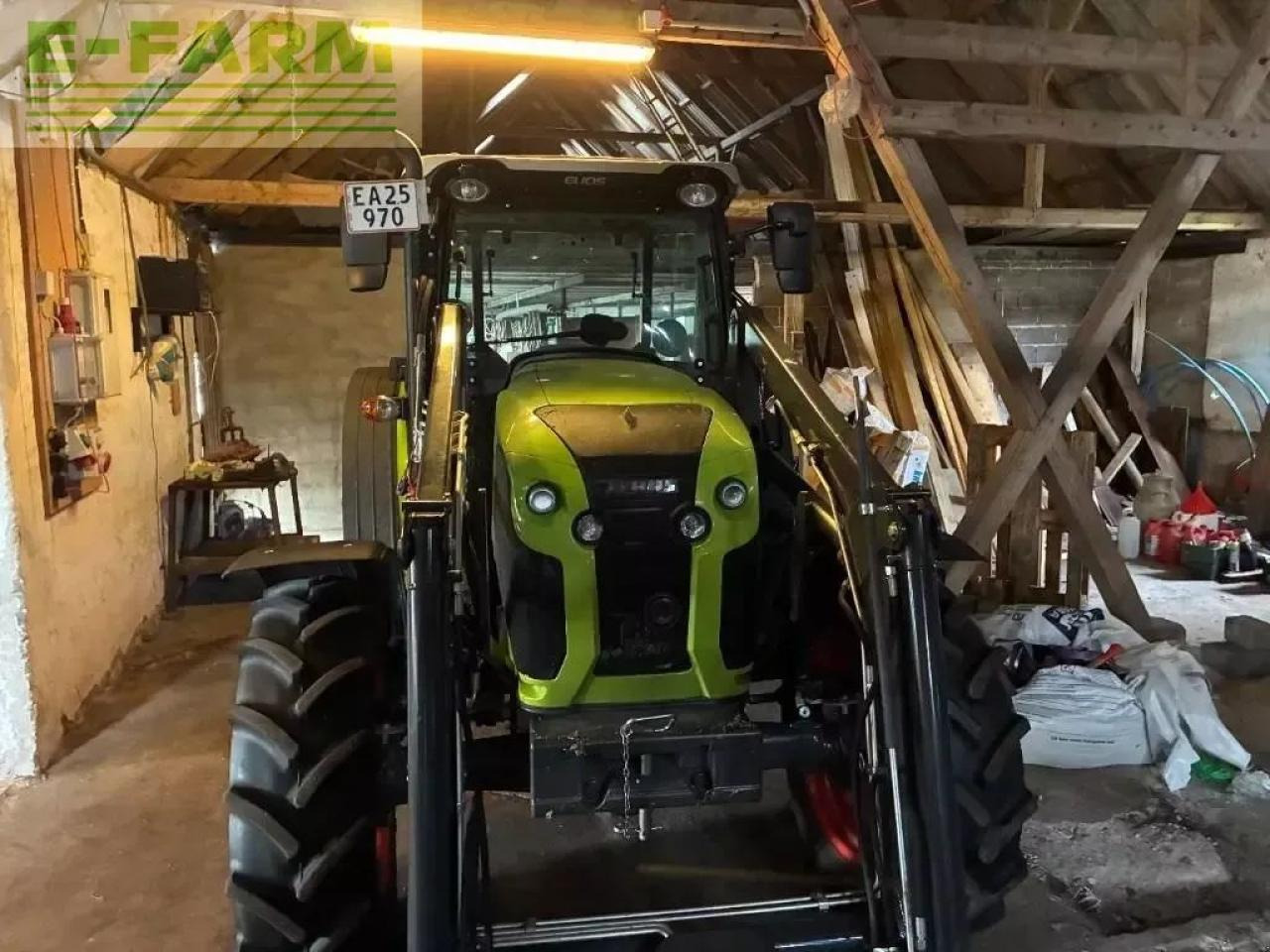 CLAAS elios 210 - Traktor: obrázek 2 CLAAS elios 210 - Traktor: obrázek 2