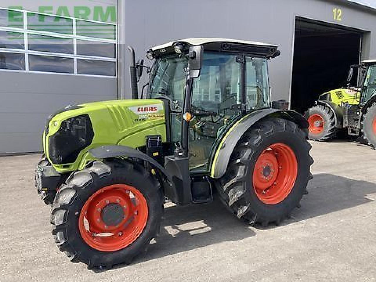 CLAAS elios 210 - Traktor: obrázek 2 CLAAS elios 210 - Traktor: obrázek 2