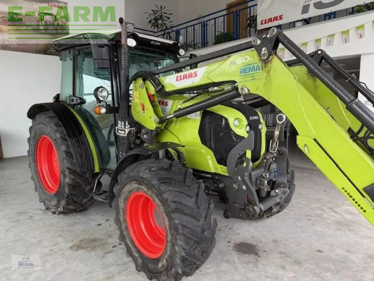 CLAAS elios 220 - Traktor: obrázek 1 CLAAS elios 220 - Traktor: obrázek 1