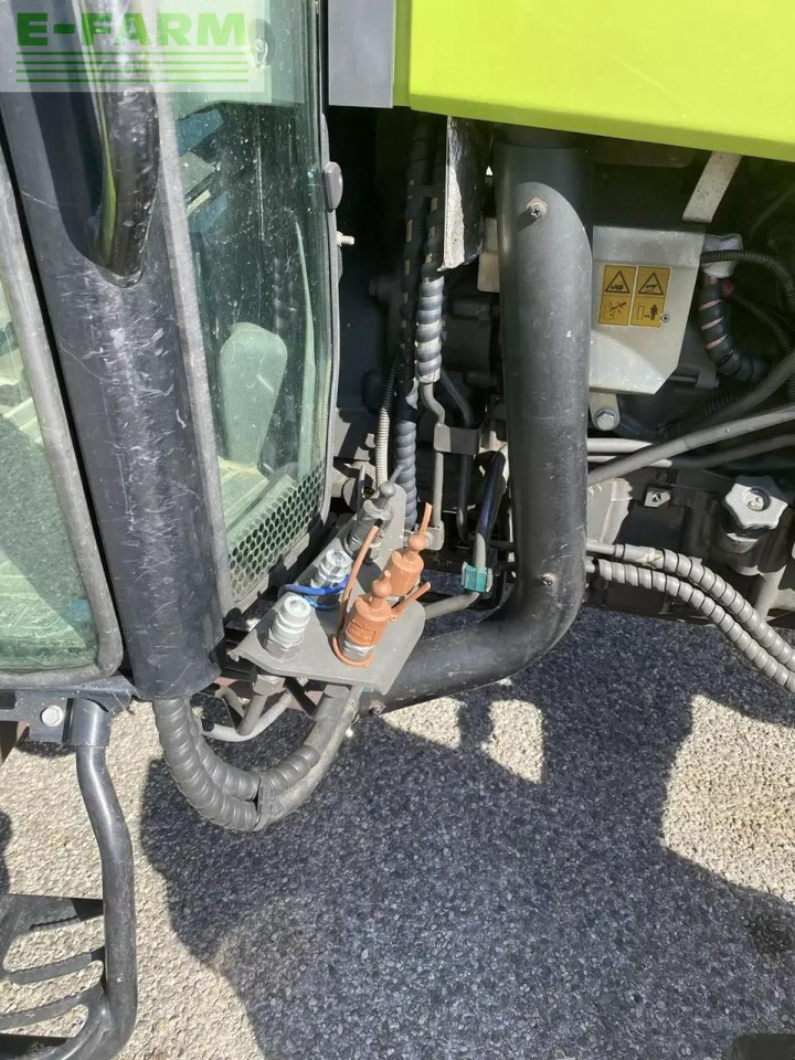 CLAAS elios 220 cabine 4rm - Traktor: obrázek 5 CLAAS elios 220 cabine 4rm - Traktor: obrázek 5