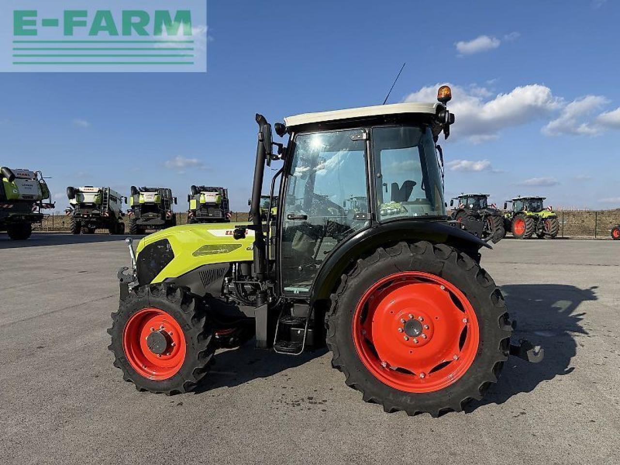 CLAAS elios 320 - Traktor: obrázek 4 CLAAS elios 320 - Traktor: obrázek 4