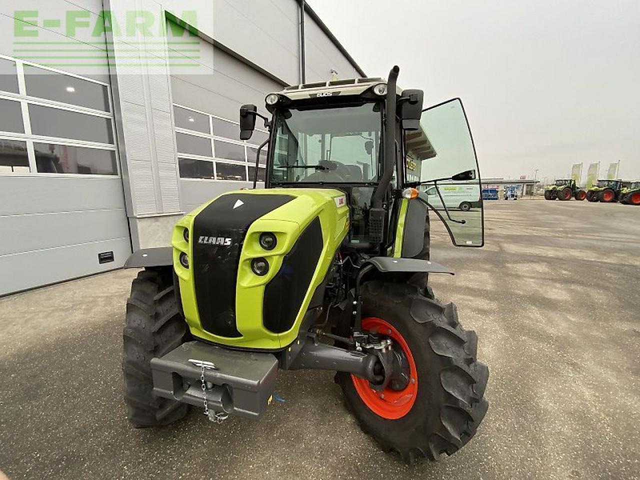 CLAAS elios 320 - Traktor: obrázek 2 CLAAS elios 320 - Traktor: obrázek 2
