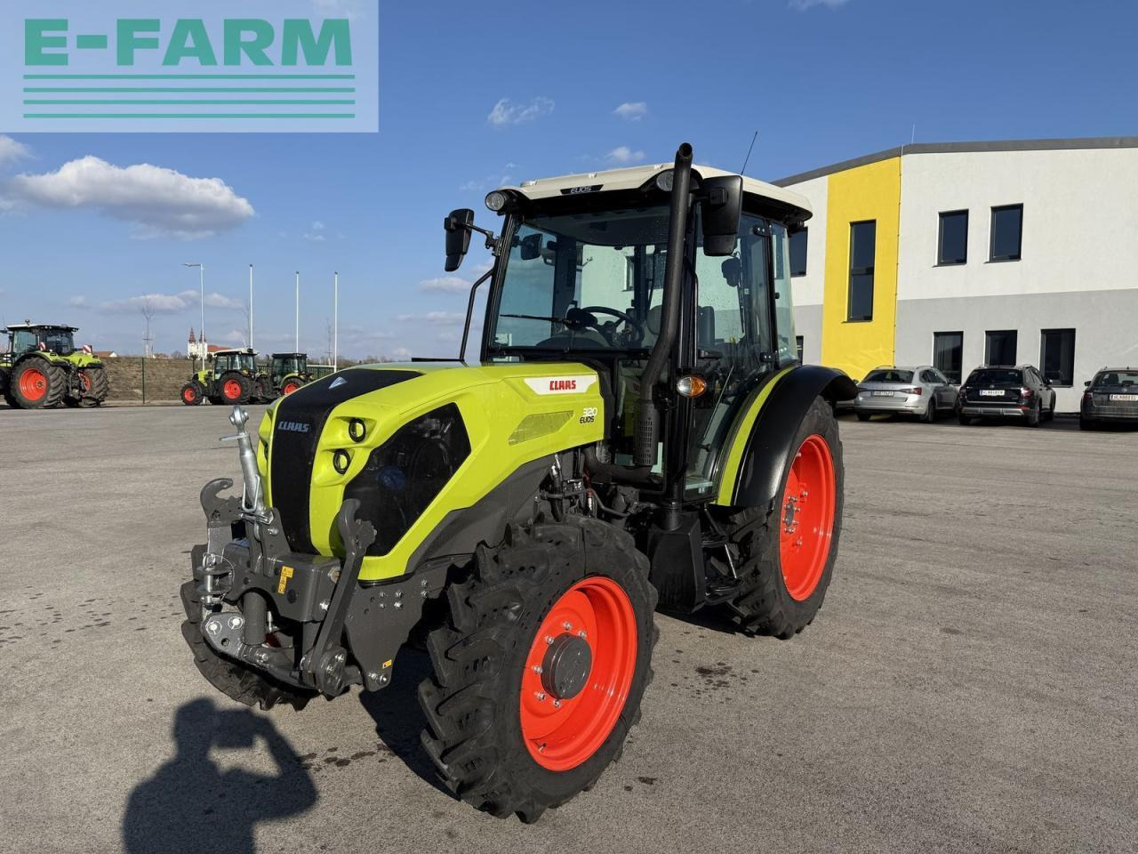 CLAAS elios 320 - Traktor: obrázek 2 CLAAS elios 320 - Traktor: obrázek 2