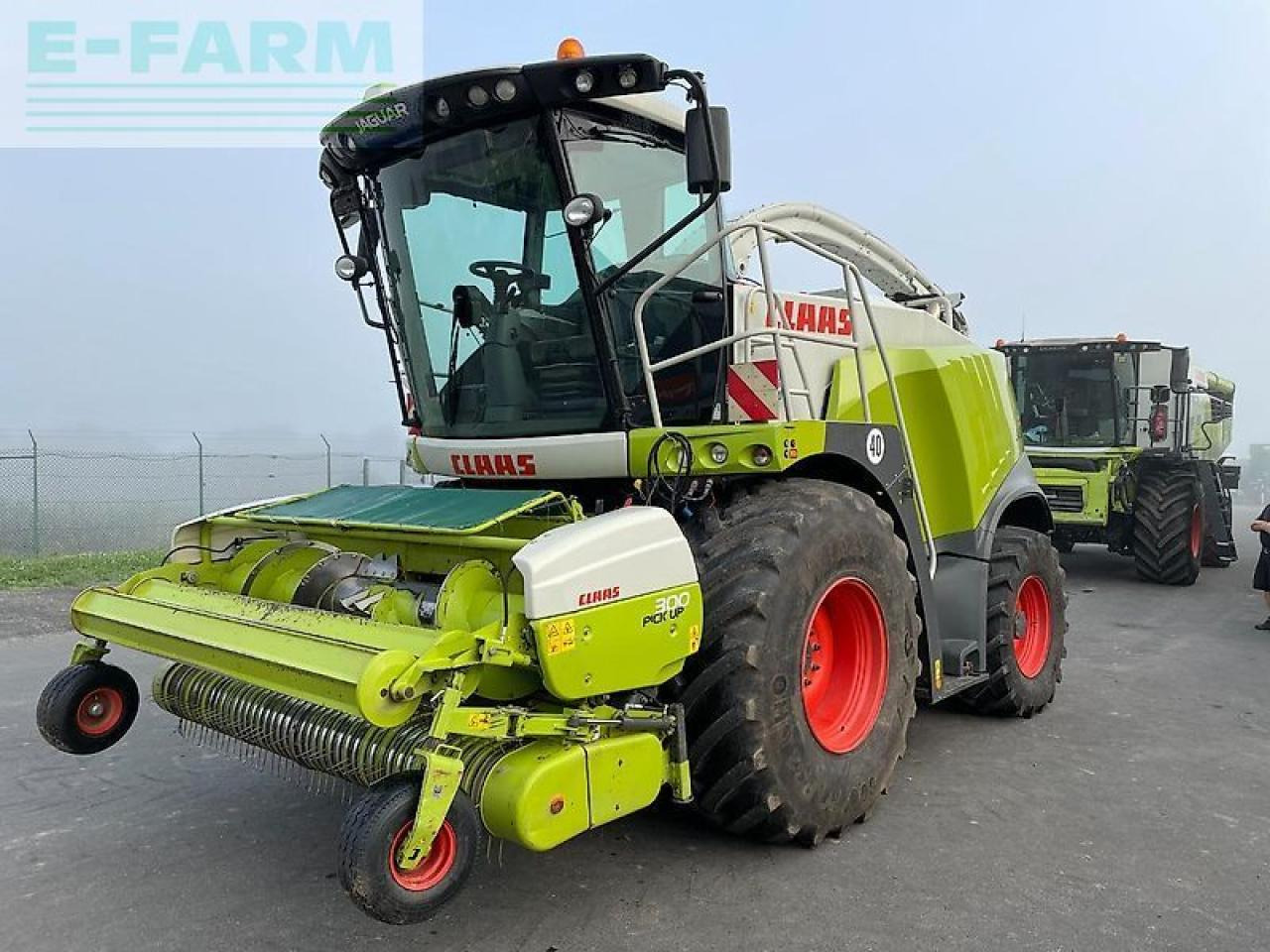 CLAAS jaguar 950 497 allrad mit pick-up - Sklízecí řezačka: obrázek 2 CLAAS jaguar 950 497 allrad mit pick-up - Sklízecí řezačka: obrázek 2