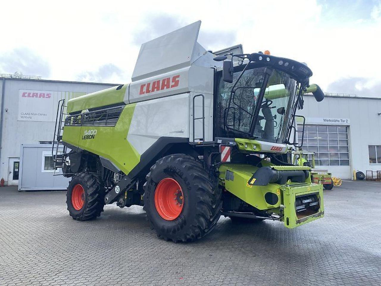CLAAS lexion 5400 - Sklízecí mlátička: obrázek 1 CLAAS lexion 5400 - Sklízecí mlátička: obrázek 1