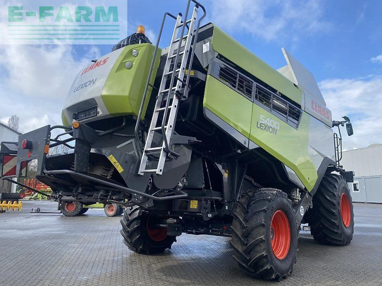 CLAAS lexion 5400 - Sklízecí mlátička: obrázek 2 CLAAS lexion 5400 - Sklízecí mlátička: obrázek 2