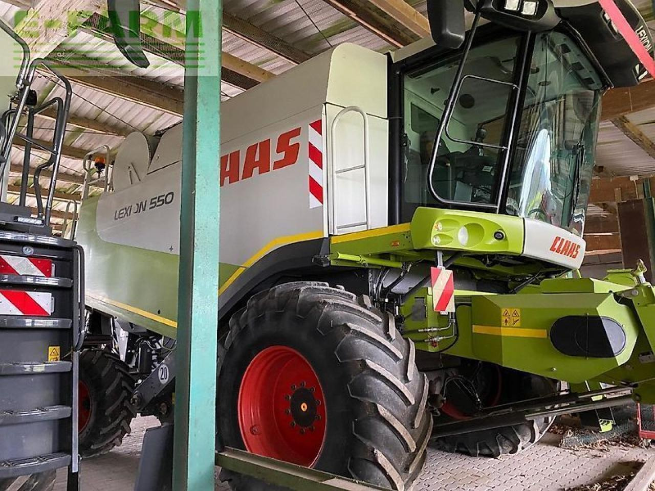 CLAAS lexion 550 wenig stunden! - Sklízecí mlátička: obrázek 2 CLAAS lexion 550 wenig stunden! - Sklízecí mlátička: obrázek 2
