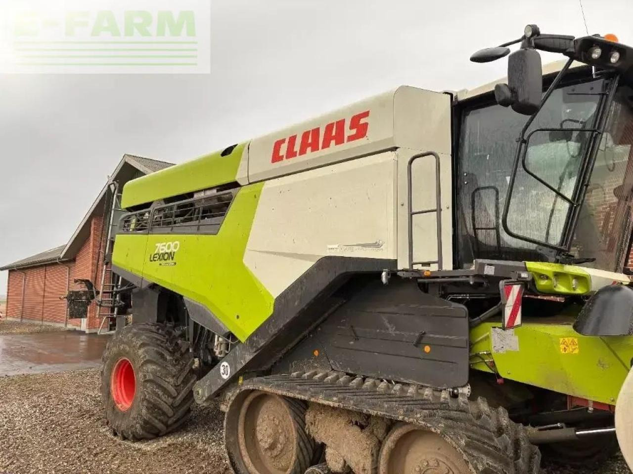 CLAAS lexion 7600 tt 4wd - Sklízecí mlátička: obrázek 2 CLAAS lexion 7600 tt 4wd - Sklízecí mlátička: obrázek 2