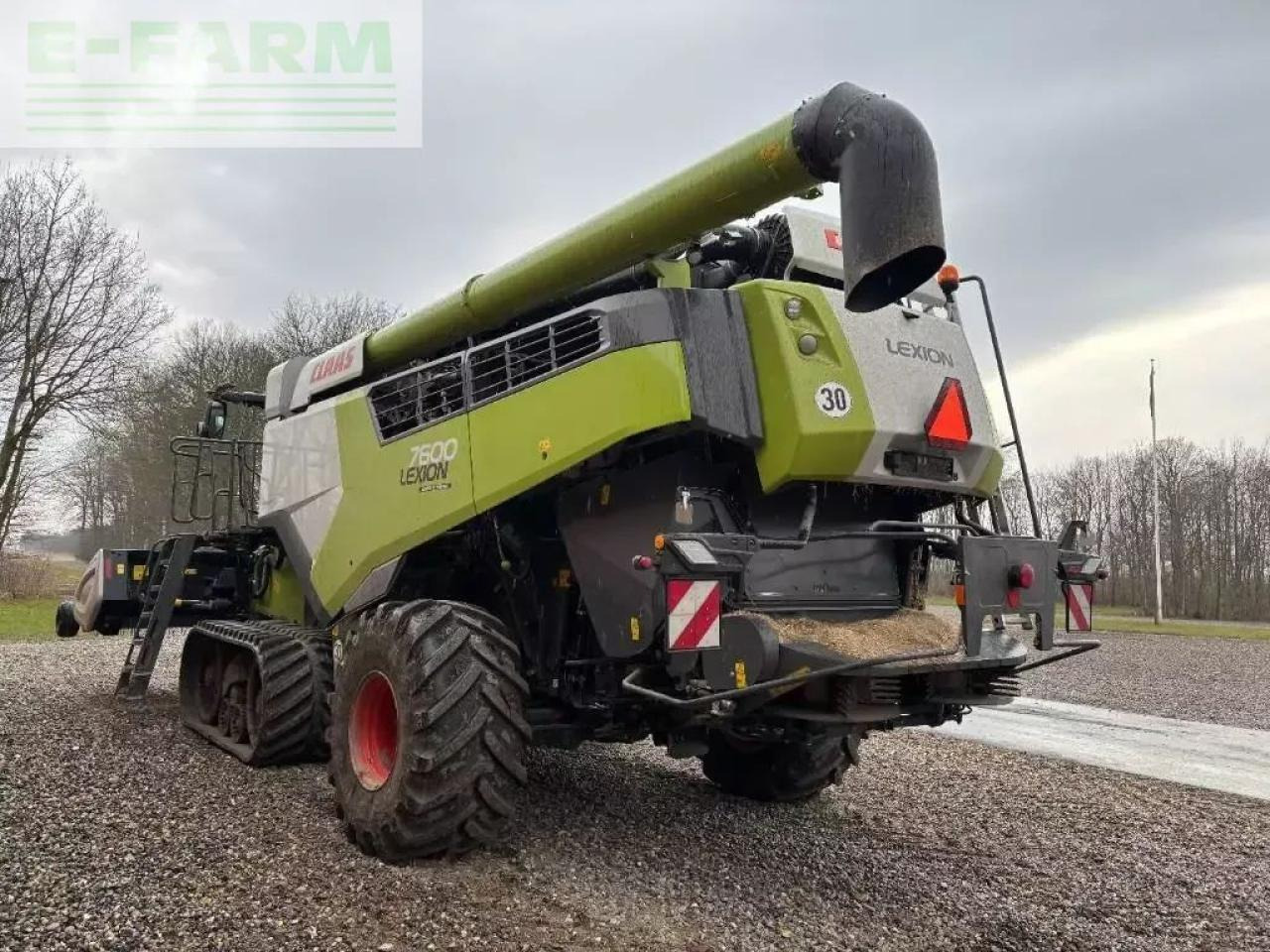 CLAAS lexion 7600 tt 4wd - Sklízecí mlátička: obrázek 3 CLAAS lexion 7600 tt 4wd - Sklízecí mlátička: obrázek 3