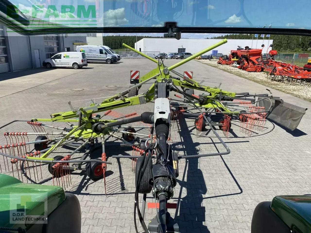 CLAAS liner 1900 - Obraceč/ Shrnovač: obrázek 4 CLAAS liner 1900 - Obraceč/ Shrnovač: obrázek 4