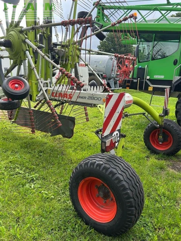 CLAAS liner 2800 - Obraceč/ Shrnovač: obrázek 4 CLAAS liner 2800 - Obraceč/ Shrnovač: obrázek 4