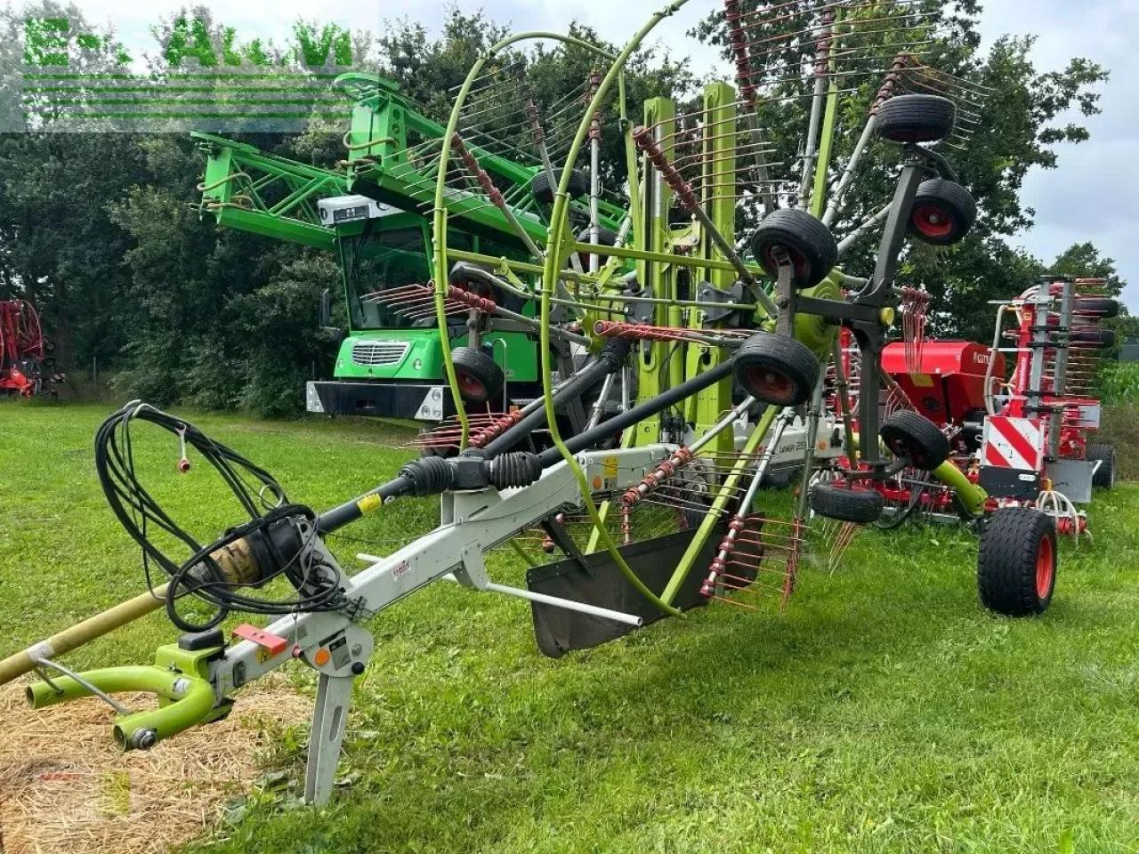 CLAAS liner 2800 - Obraceč/ Shrnovač: obrázek 2 CLAAS liner 2800 - Obraceč/ Shrnovač: obrázek 2