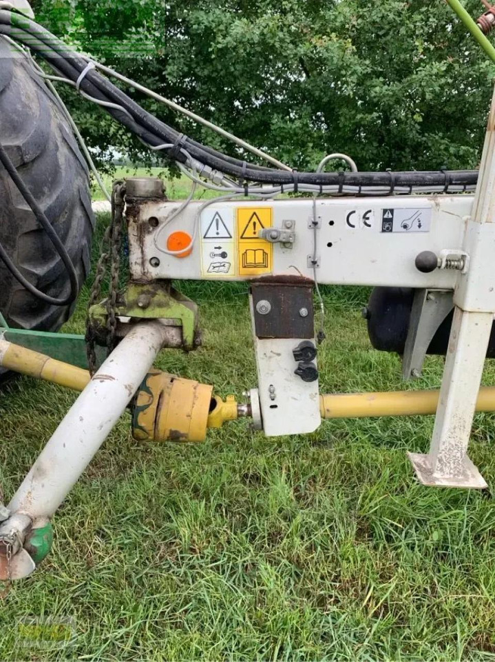 CLAAS liner 3000 - Obraceč/ Shrnovač: obrázek 4 CLAAS liner 3000 - Obraceč/ Shrnovač: obrázek 4