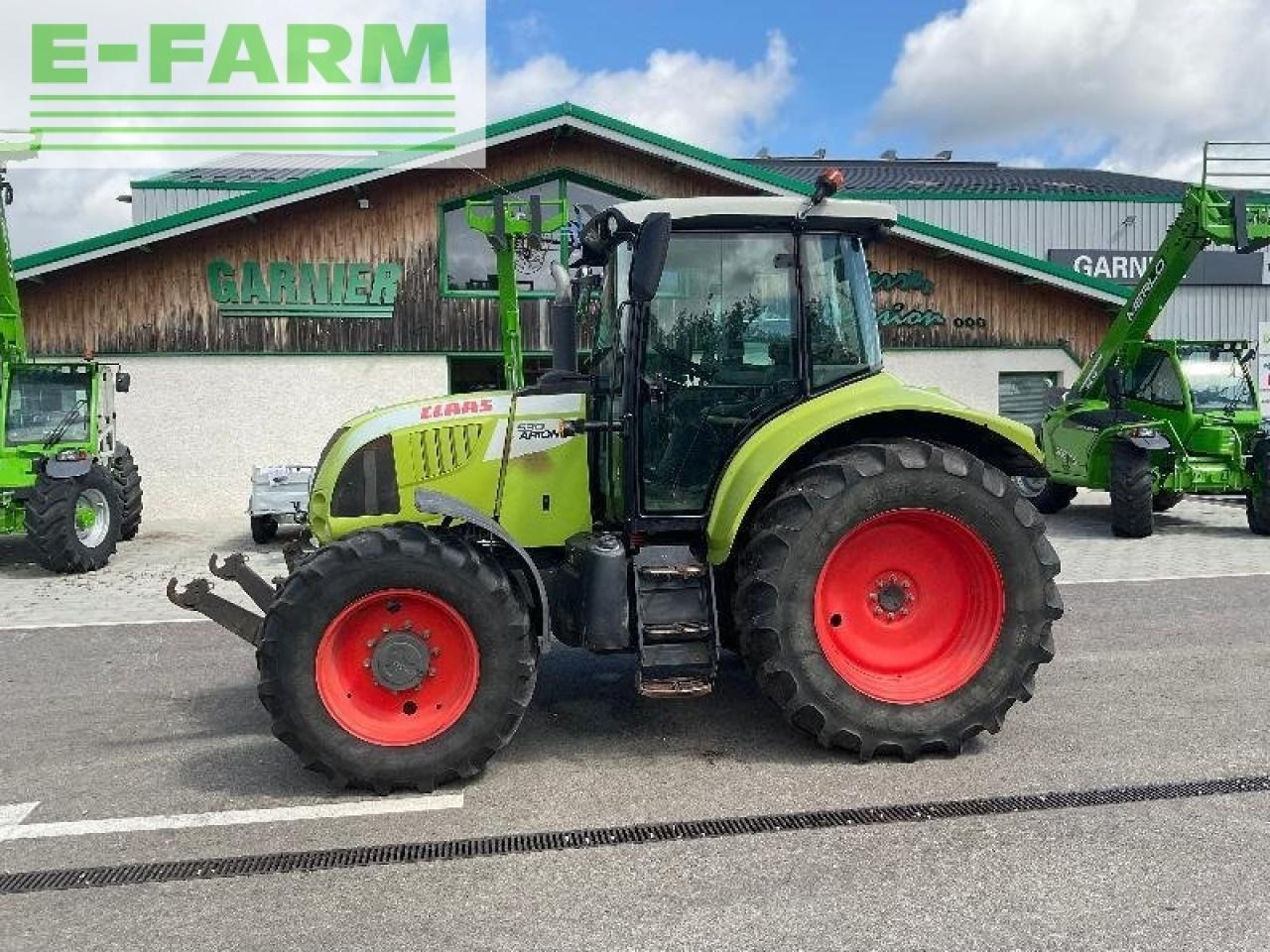 CLAAS marque claas - Traktor: obrázek 2 CLAAS marque claas - Traktor: obrázek 2