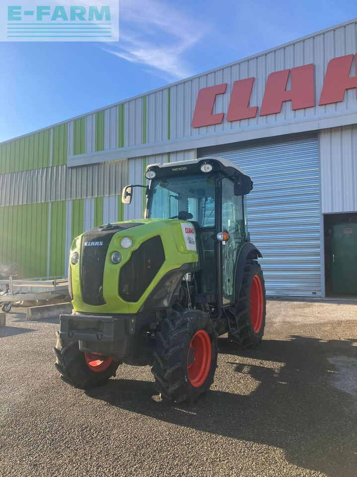 CLAAS nexos 220 ve cabine 4rm VE - Traktor: obrázek 5 CLAAS nexos 220 ve cabine 4rm VE - Traktor: obrázek 5