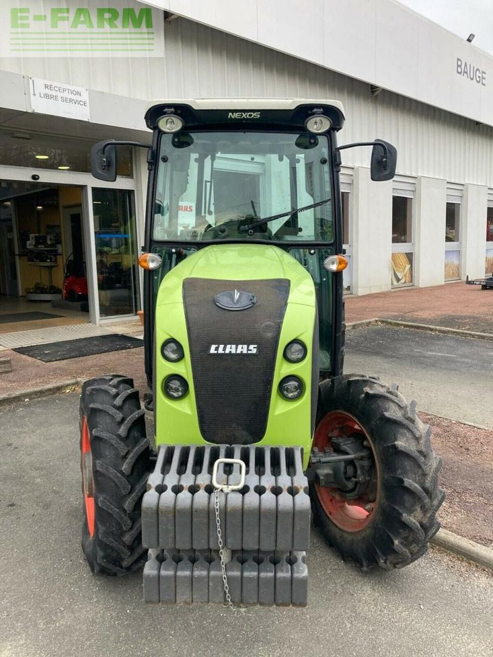 CLAAS nexos 230 f 4rm F - Traktor: obrázek 2 CLAAS nexos 230 f 4rm F - Traktor: obrázek 2