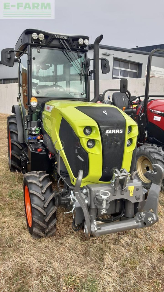 CLAAS nexos 240s - Traktor: obrázek 1 CLAAS nexos 240s - Traktor: obrázek 1