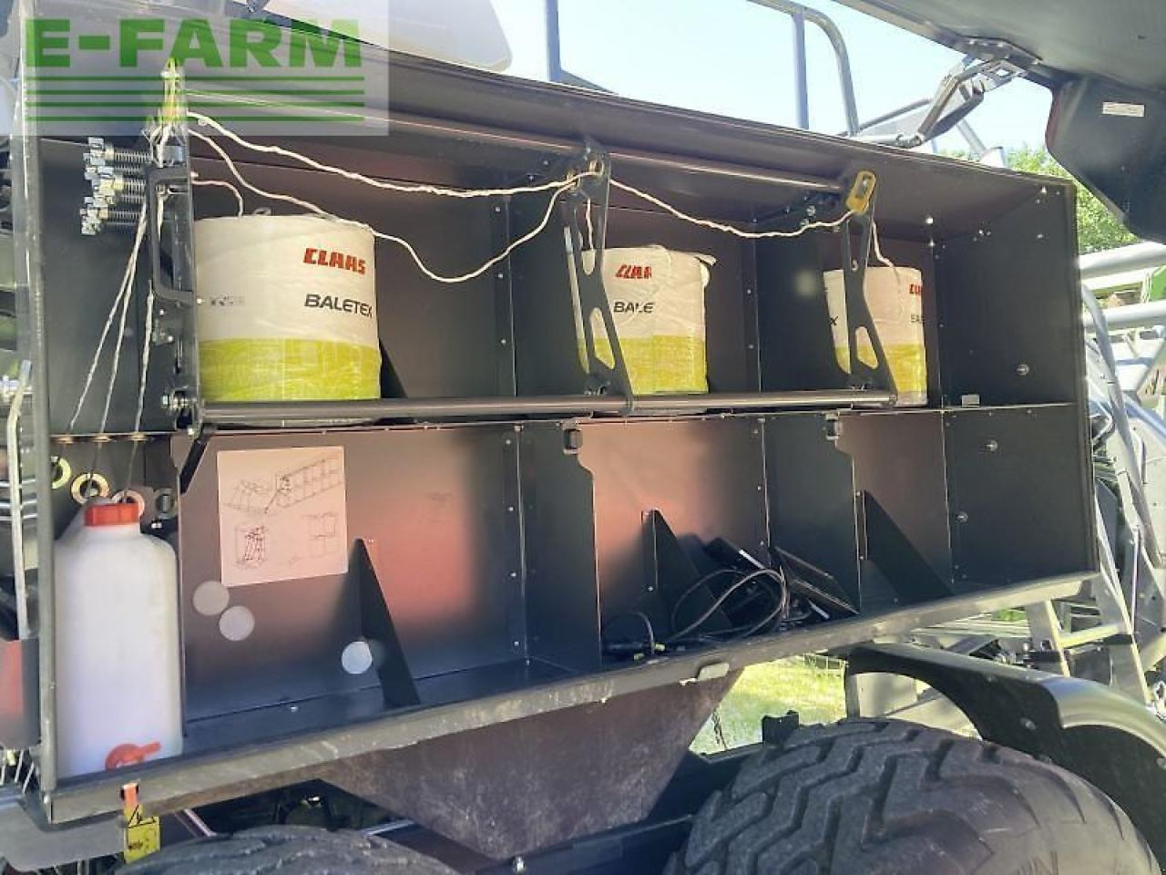 Lis na hranaté balíky CLAAS quadrant 5200 fc mit waage: obrázek 8