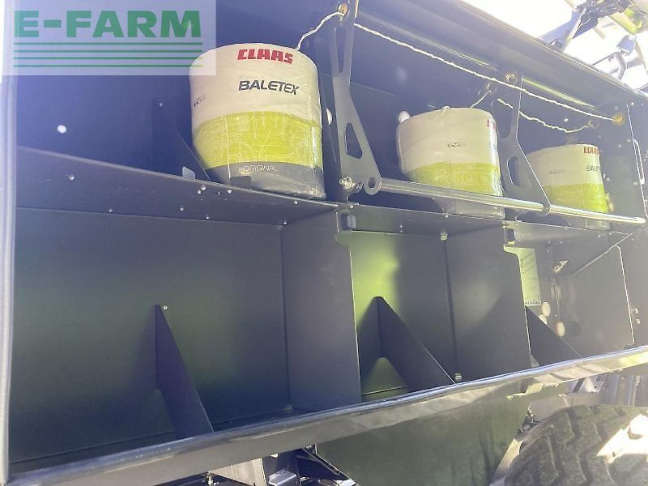 Lis na hranaté balíky CLAAS quadrant 5200 fc mit waage: obrázek 9