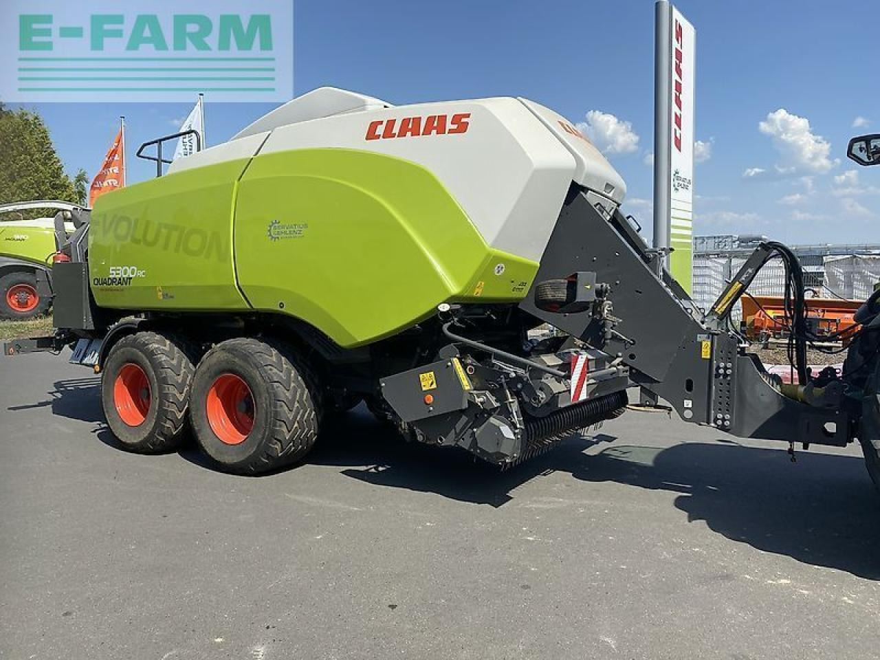 CLAAS quadrant 5300 rc evolution einsatzbereit geringe ballenzahl - Lis na hranaté balíky: obrázek 1 CLAAS quadrant 5300 rc evolution einsatzbereit geringe ballenzahl - Lis na hranaté balíky: obrázek 1