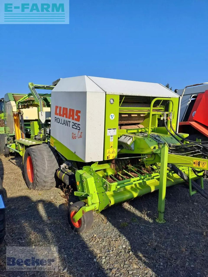CLAAS rollant 255 rc uniwrap - Lis na hranaté balíky: obrázek 1 CLAAS rollant 255 rc uniwrap - Lis na hranaté balíky: obrázek 1