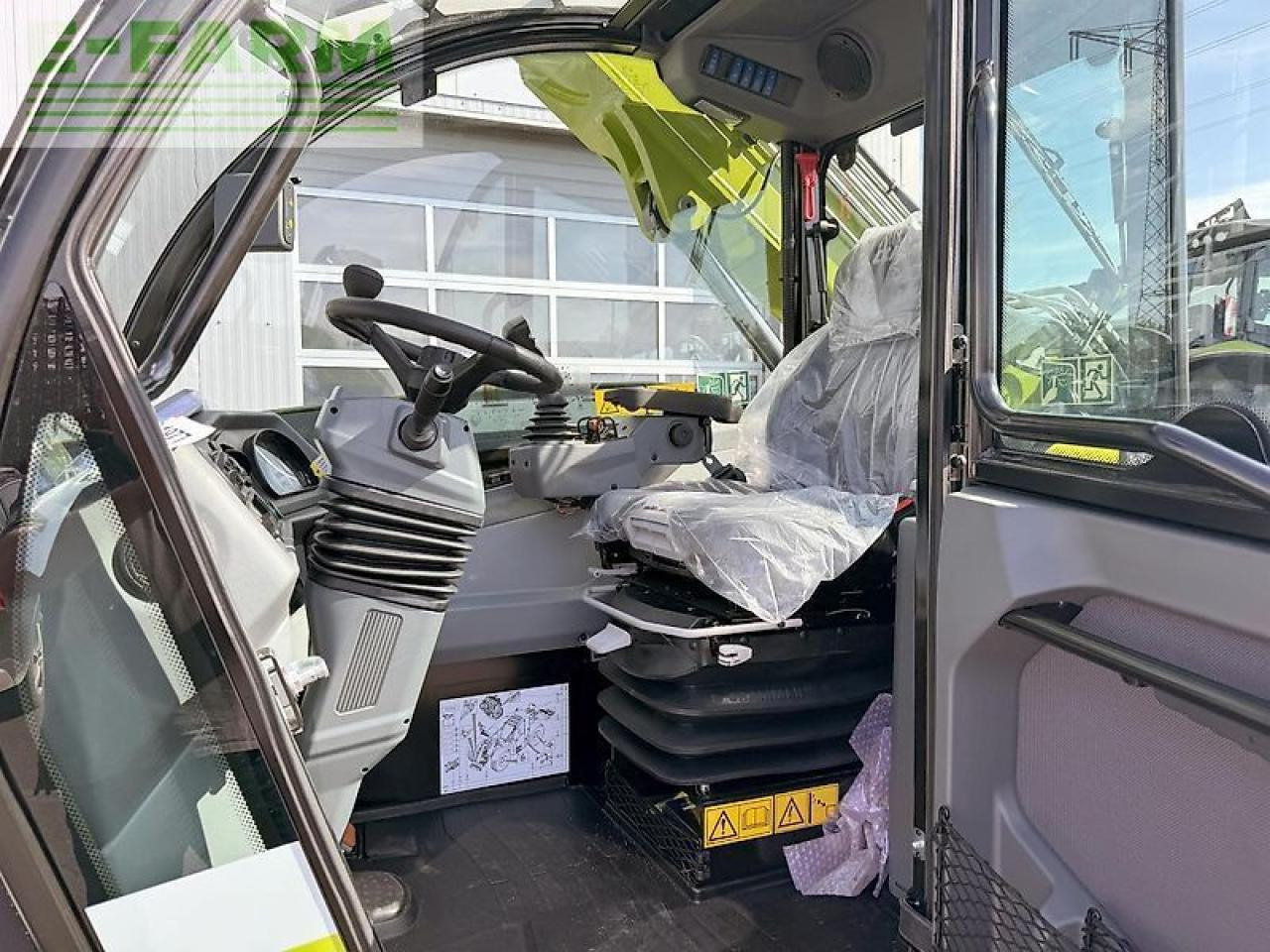 CLAAS scorpion 742 varipower - Teleskopický manipulátor: obrázek 4 CLAAS scorpion 742 varipower - Teleskopický manipulátor: obrázek 4