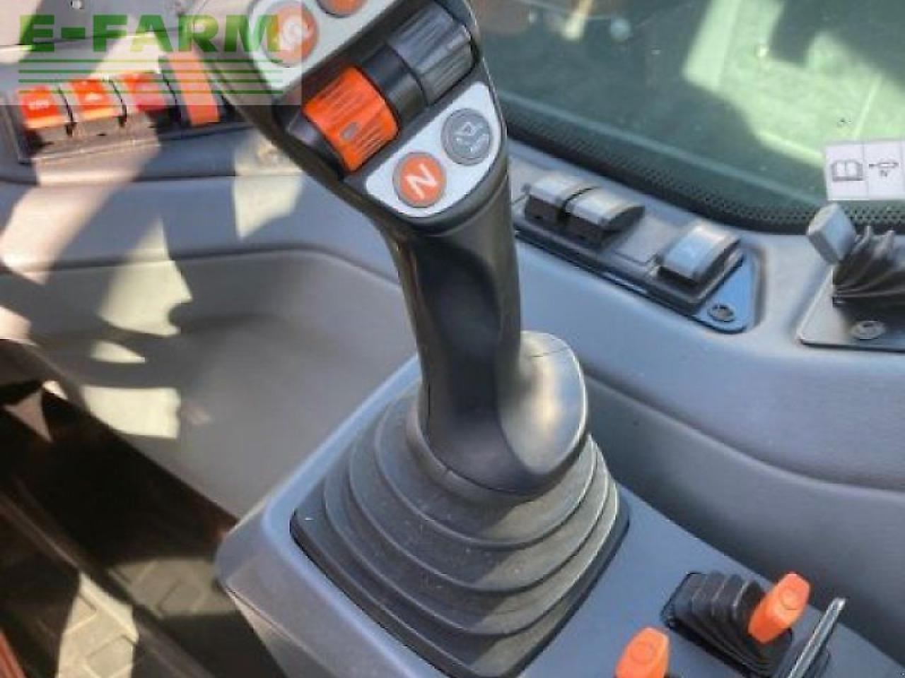 Teleskopický manipulátor CLAAS scorpion 960 varipower plus: obrázek 16 Teleskopický manipulátor CLAAS scorpion 960 varipower plus: obrázek 16