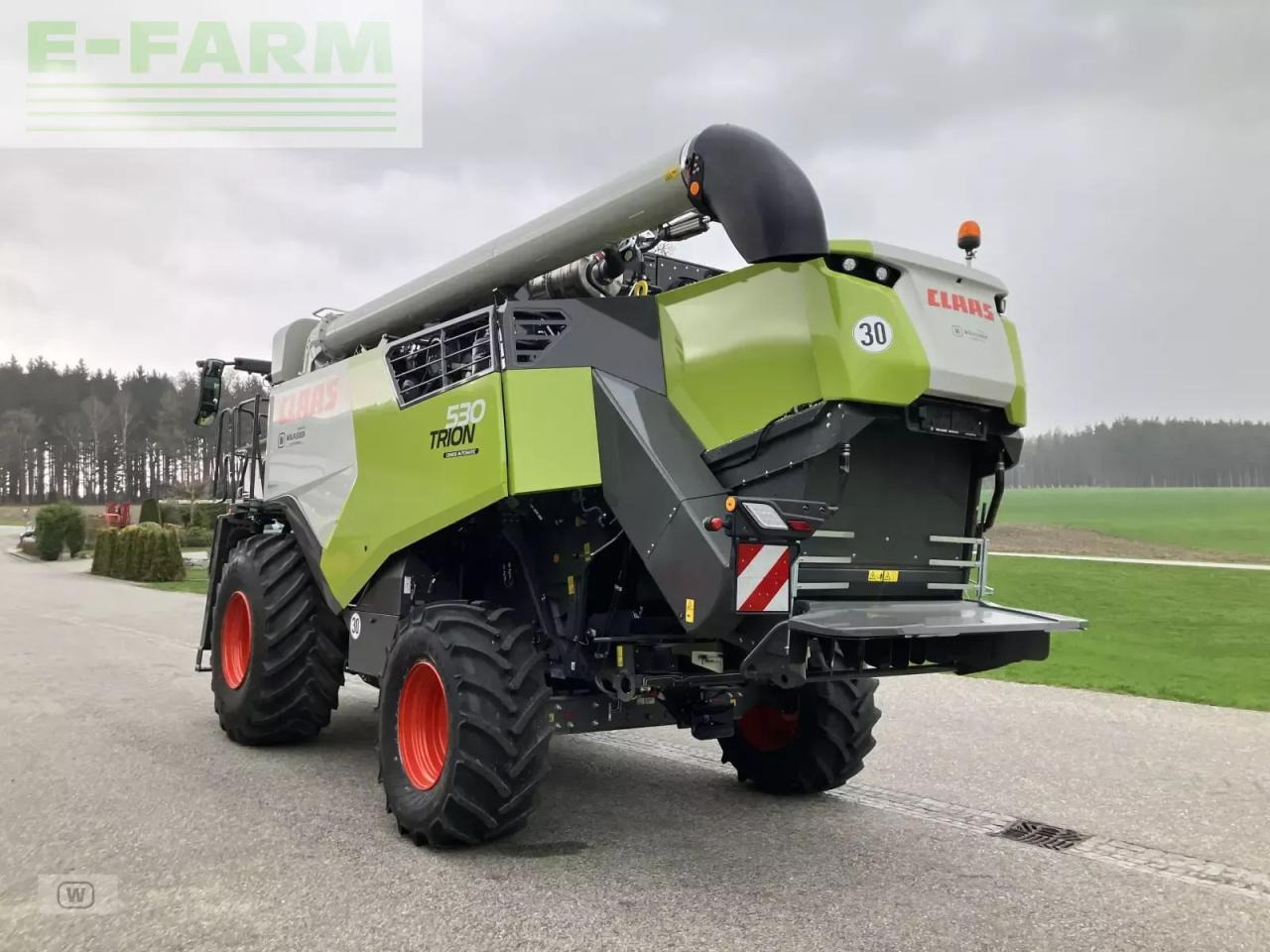 CLAAS trion 530 - Sklízecí mlátička: obrázek 3 CLAAS trion 530 - Sklízecí mlátička: obrázek 3