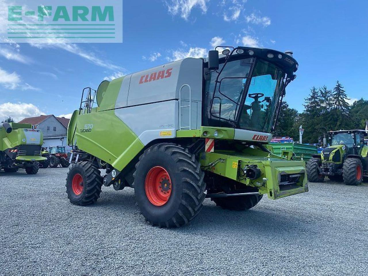 CLAAS tucano 570 - Sklízecí mlátička: obrázek 1 CLAAS tucano 570 - Sklízecí mlátička: obrázek 1